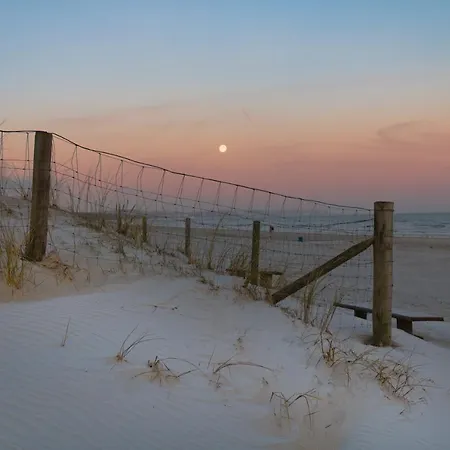 Bursztyn Bed & Breakfast 3*