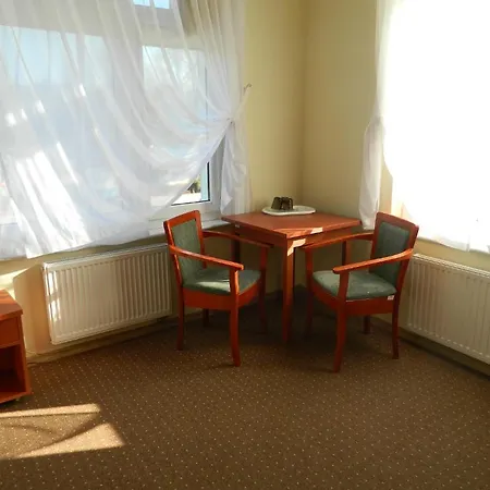 Bursztyn Bed & Breakfast