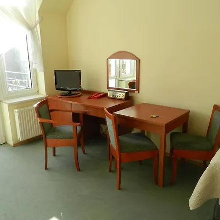 Bed & Breakfast Bursztyn 3*